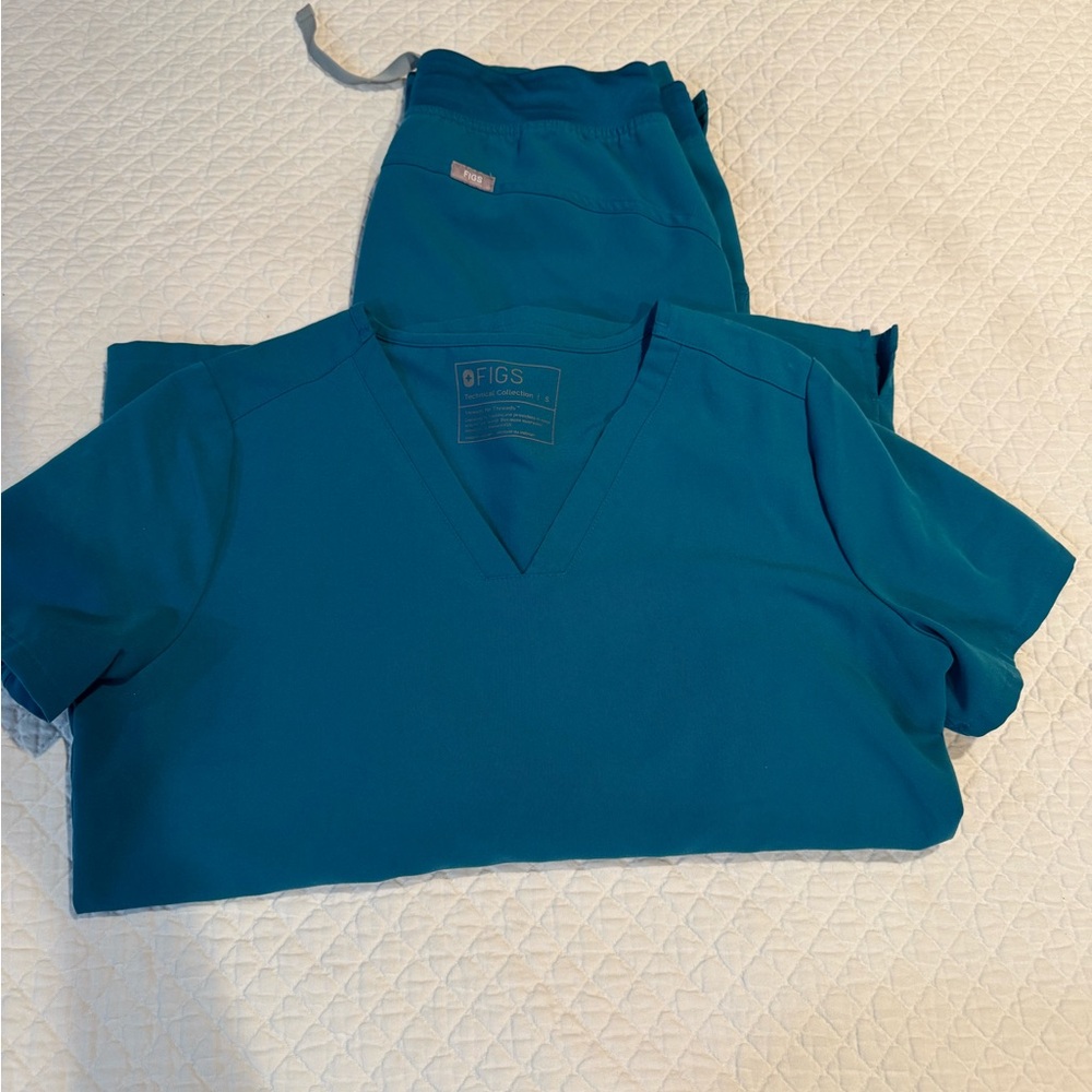 Figs Caribbean Blue Scrubs